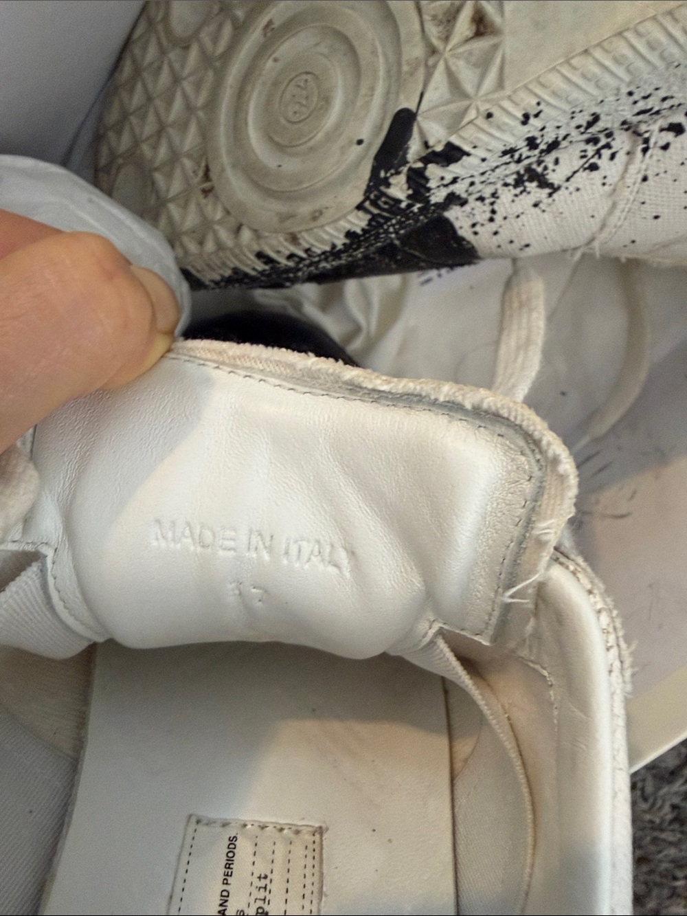 Maison Martin Margiela Rellplica White and Black Paint-Splash Low-Top Sneake - Picture 11 of 11